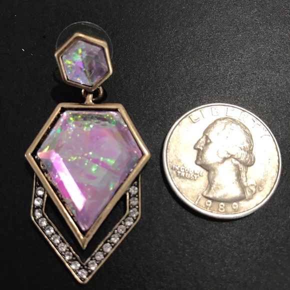 Purple iridescent geometric drop earrings - Picture 2 of 8